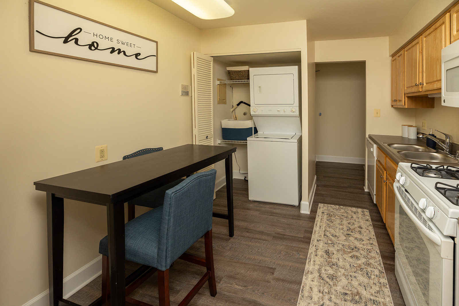 The Brittany Apartments Image 4